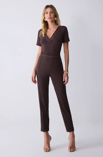 ONE UP - Blusa Brown Decote Swa